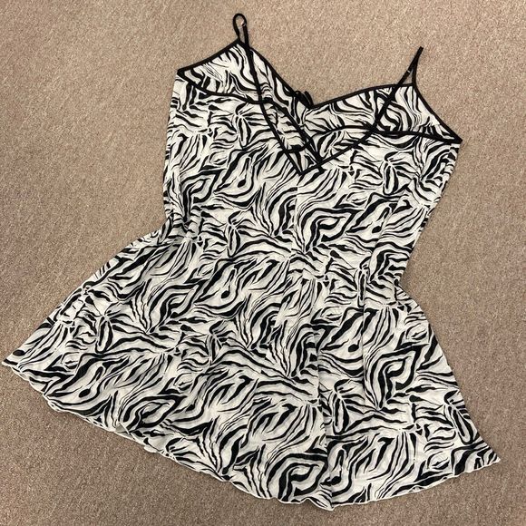 Vintage 90s/Y2k Plus size 3x Jones New York mini slip party dress sheer - Picture 4 of 9